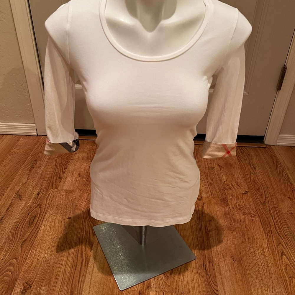 Women's Burberry White 3/4 Sleeve Top
